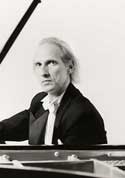 Dmitri Ratser, pianist